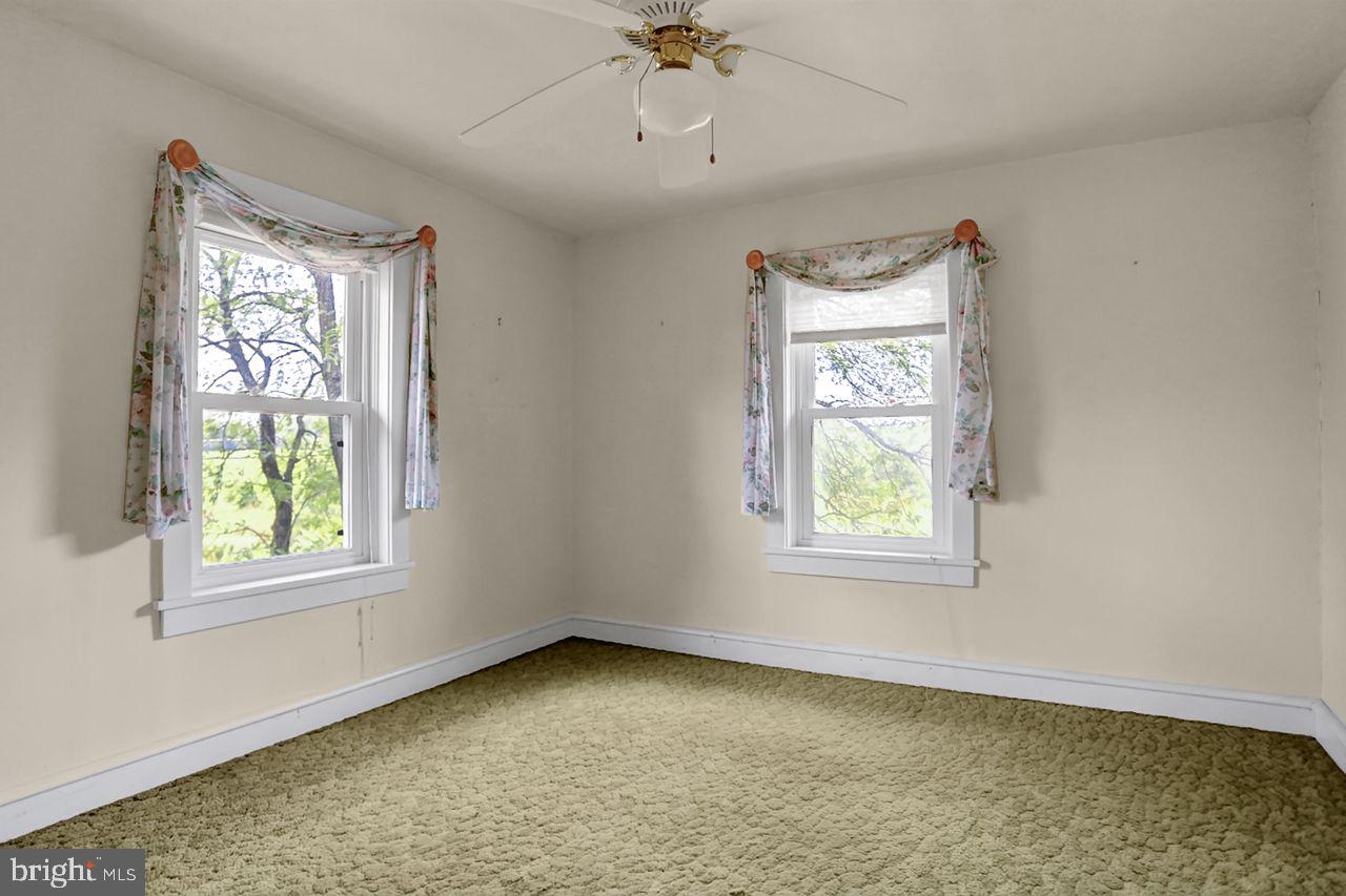 115 Goose Lane Reading, PA 19608 - Photo 22 of 32 Gallery Image 22