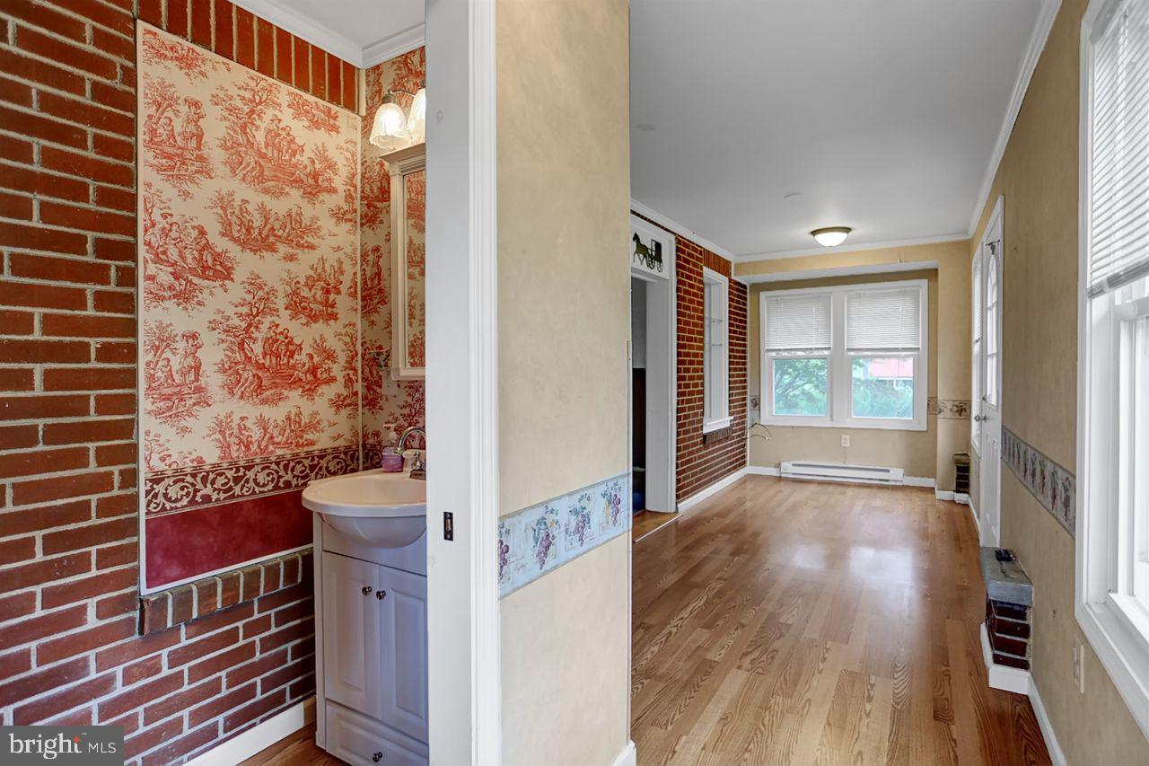 115 Goose Lane Reading, PA 19608 - Photo 8 of 32 Gallery Image 8
