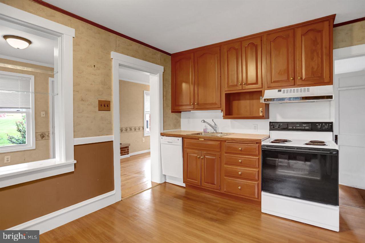 115 Goose Lane Reading, PA 19608 - Photo 10 of 32 Gallery Image 10