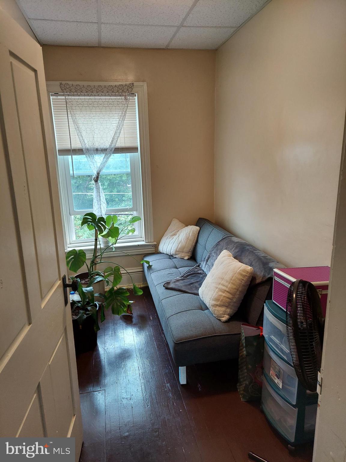 560 North Pershing Avenue York, PA 17404 - Photo 11 of 13 a living room with furniture and a window