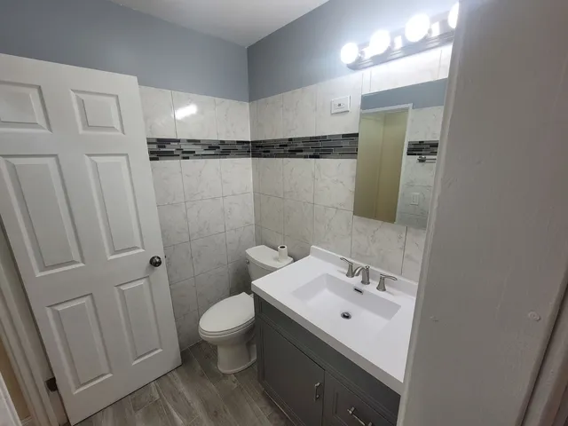 $220,000 | 8710 Skokie Boulevard, Unit 3BS, Skokie, IL 60077