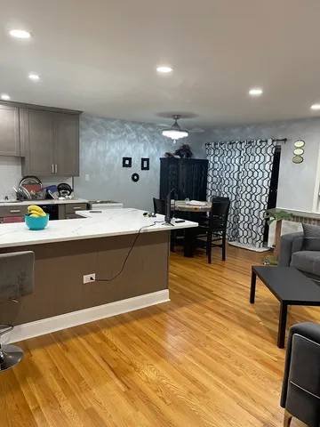 $220,000 | 8710 Skokie Boulevard, Unit 3BS, Skokie, IL 60077