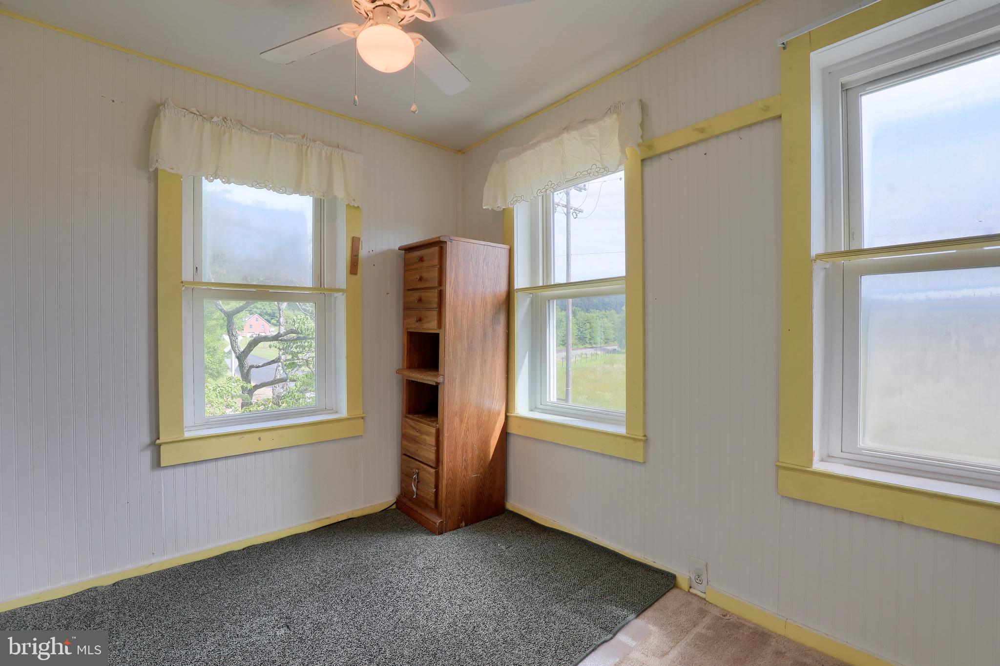 7169 Intersection Road Glen Rock, PA 17327 - Photo 15 of 27 Gallery Image 15