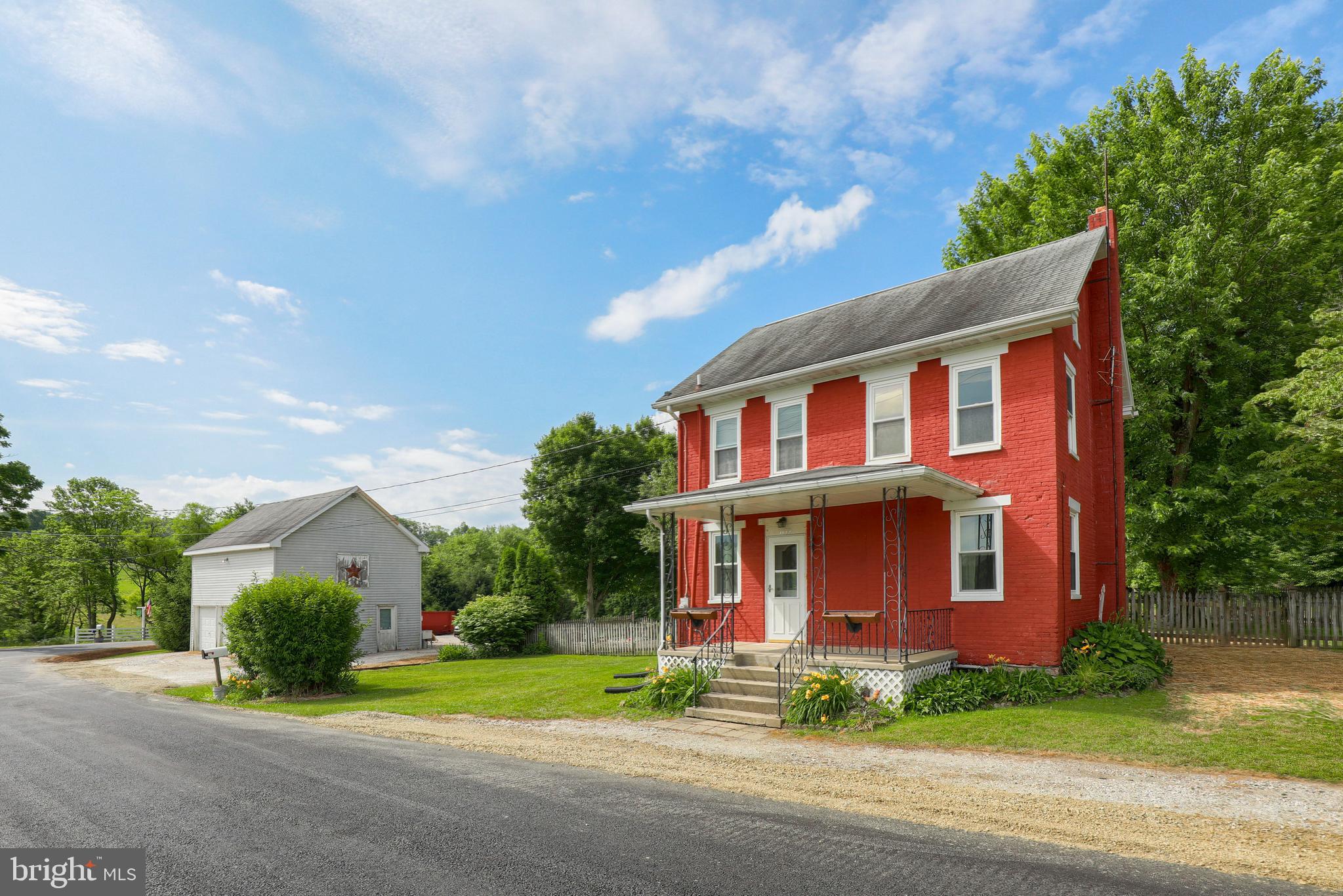 7169 Intersection Road Glen Rock, PA 17327 - Photo 18 of 27 Gallery Image 18