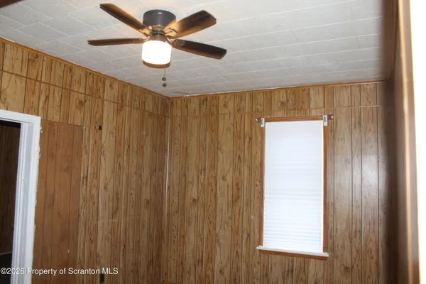 $1,150 | 715 Moosic Street, Unit 1, Scranton, PA 18505
