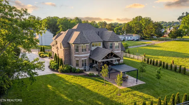 $995,000 | 1807 Thompson Road, Knoxville, TN 37932