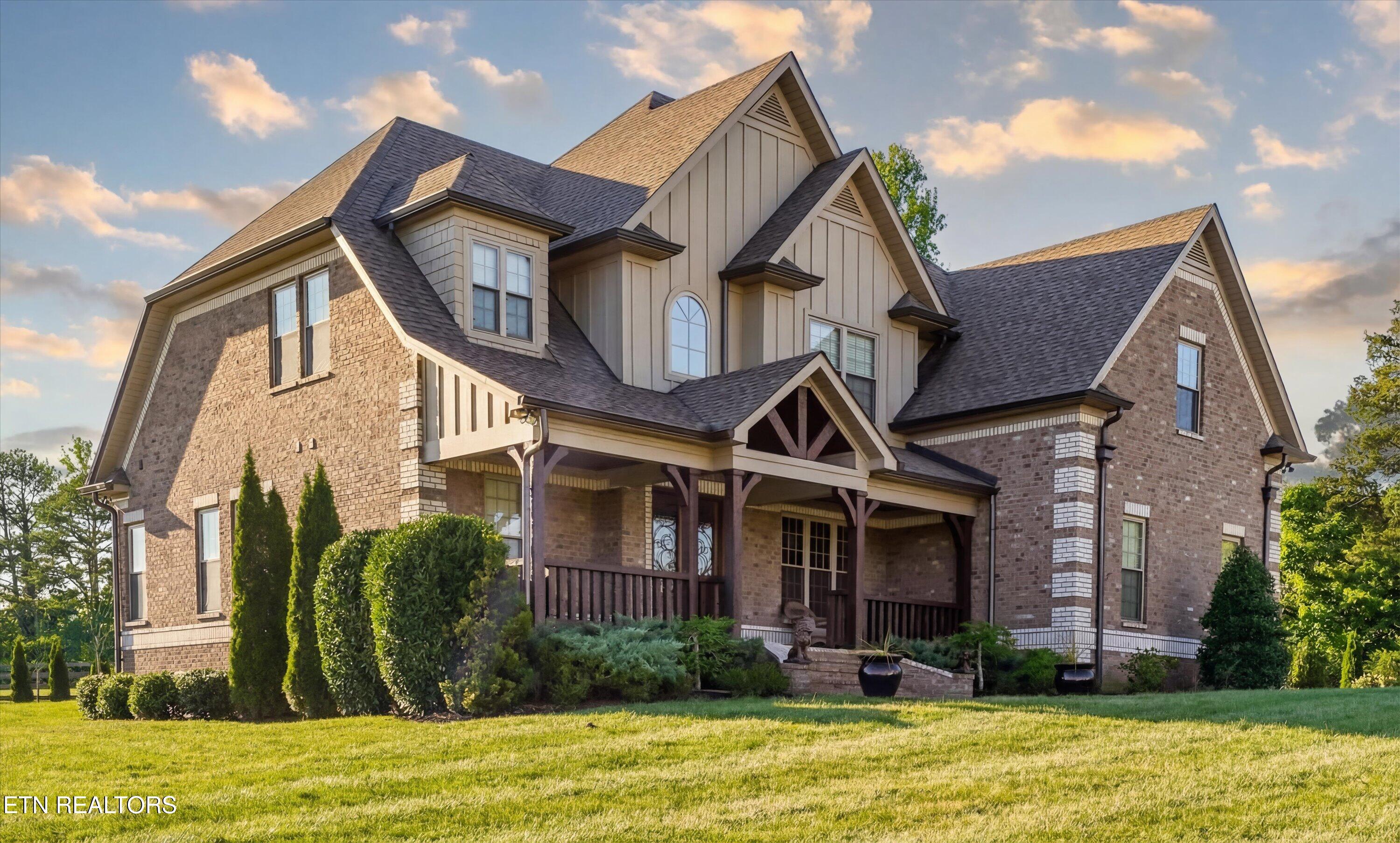 1807 Thompson Road Knoxville, TN 37932 - Photo 2 of 60 05-05-hf_20260120_140359_854179ad-e82d-4