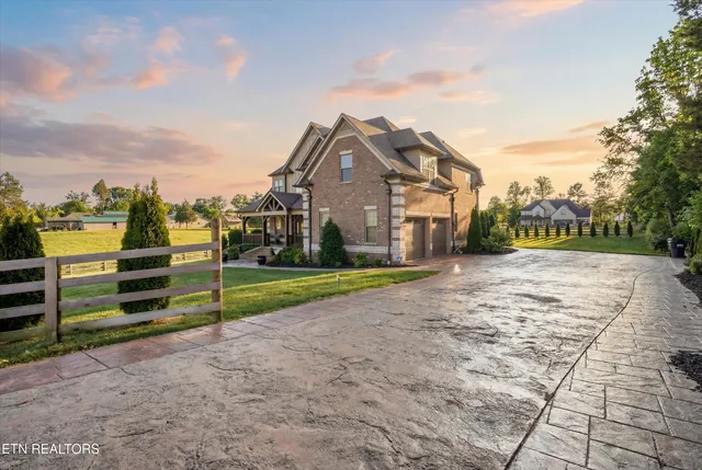 $995,000 | 1807 Thompson Road, Knoxville, TN 37932