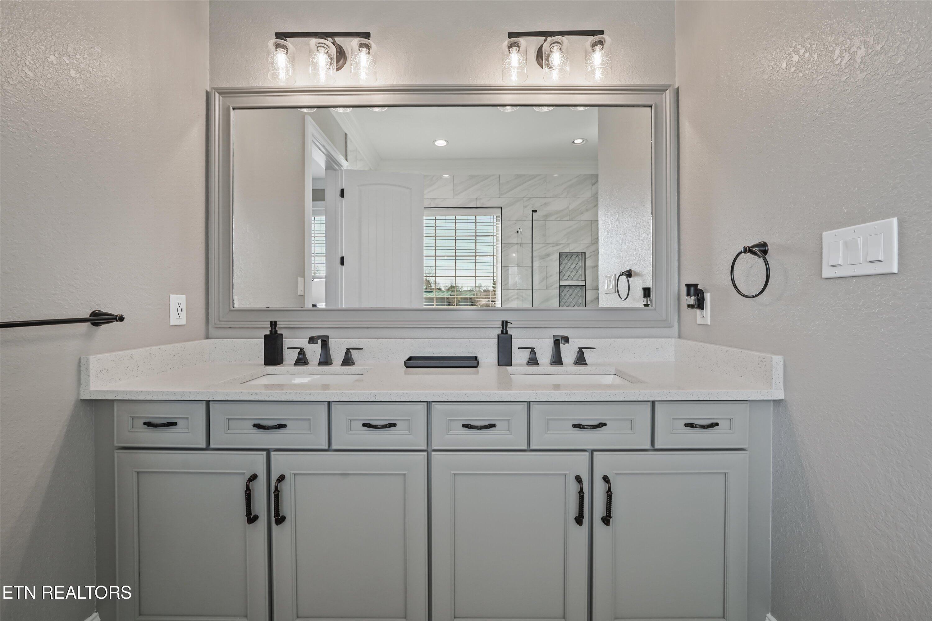 1807 Thompson Road Knoxville, TN 37932 - Photo 39 of 60 48-1807 Thompson Rd 42