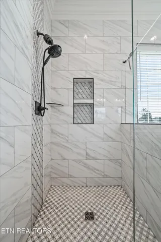 $995,000 | 1807 Thompson Road, Knoxville, TN 37932