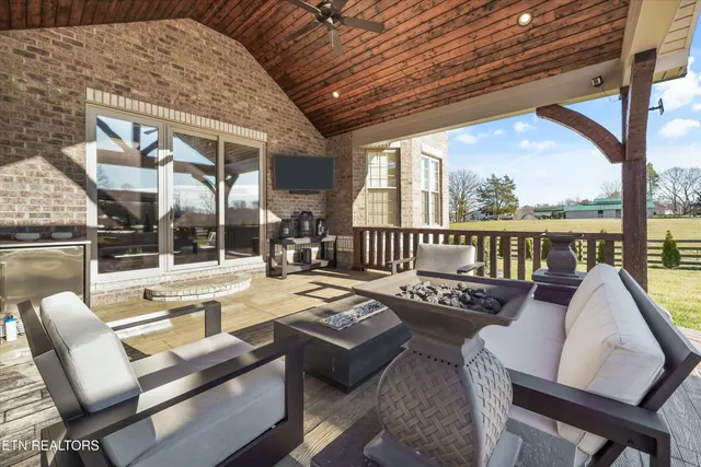 $995,000 | 1807 Thompson Road, Knoxville, TN 37932