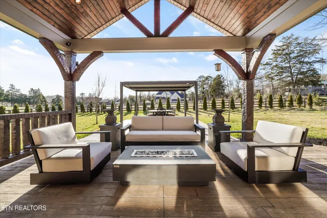 $995,000 | 1807 Thompson Road, Knoxville, TN 37932