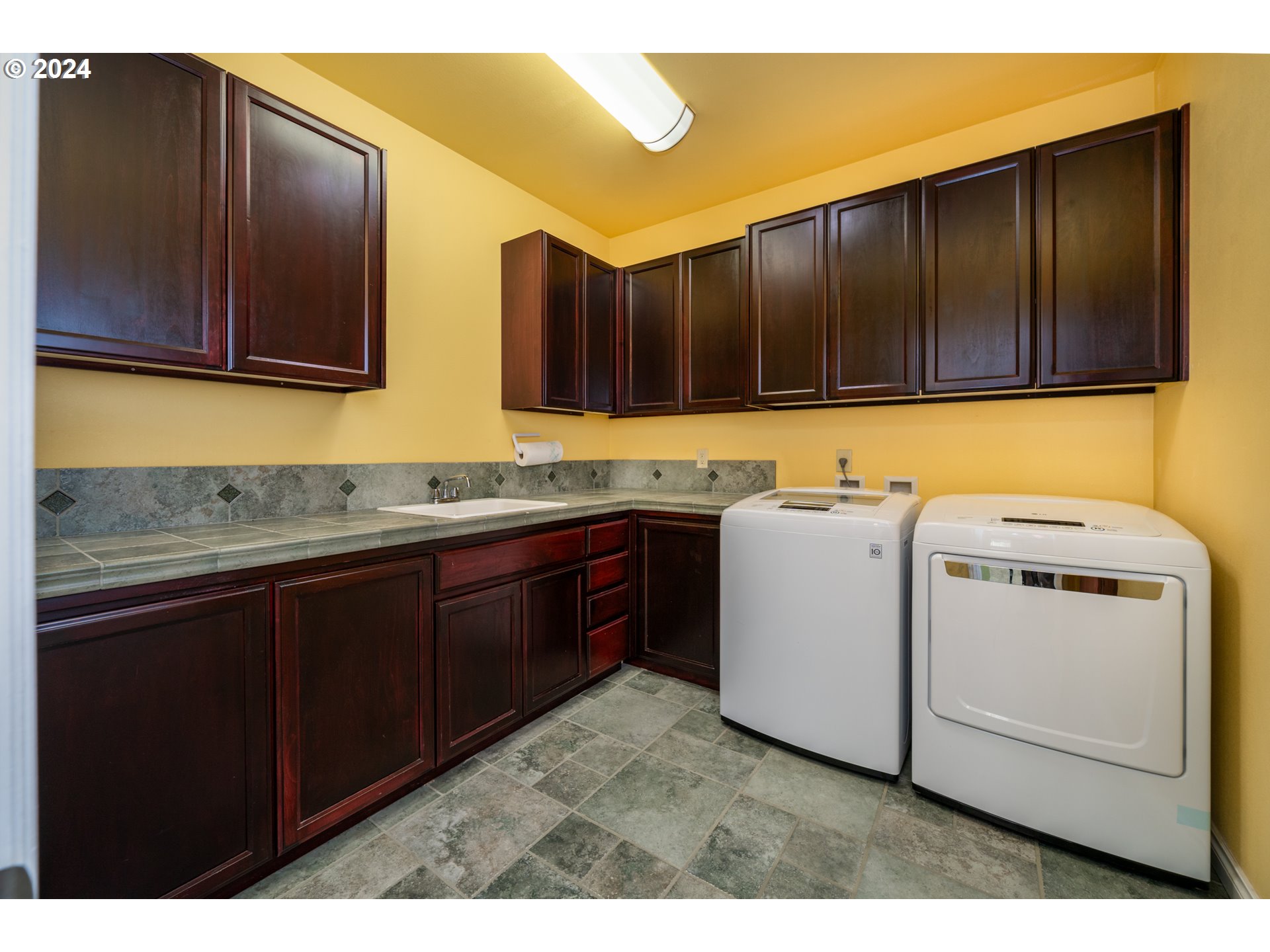 1001 Hamer Road Siletz, OR 97380 - Photo 21 of 42 Gallery Image 21