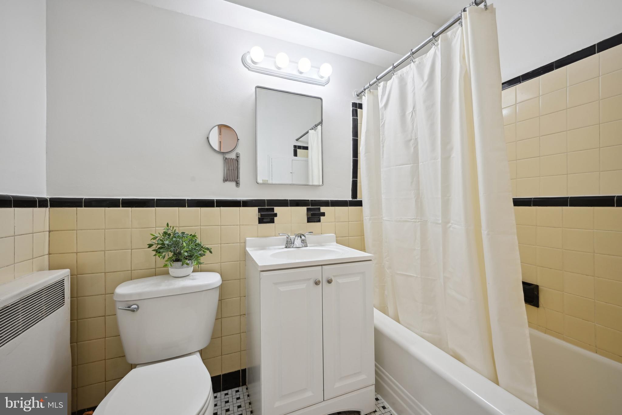2500 Q Street Northwest, Unit 430 Washington, DC 20007 - Photo 17 of 24 Full bath
