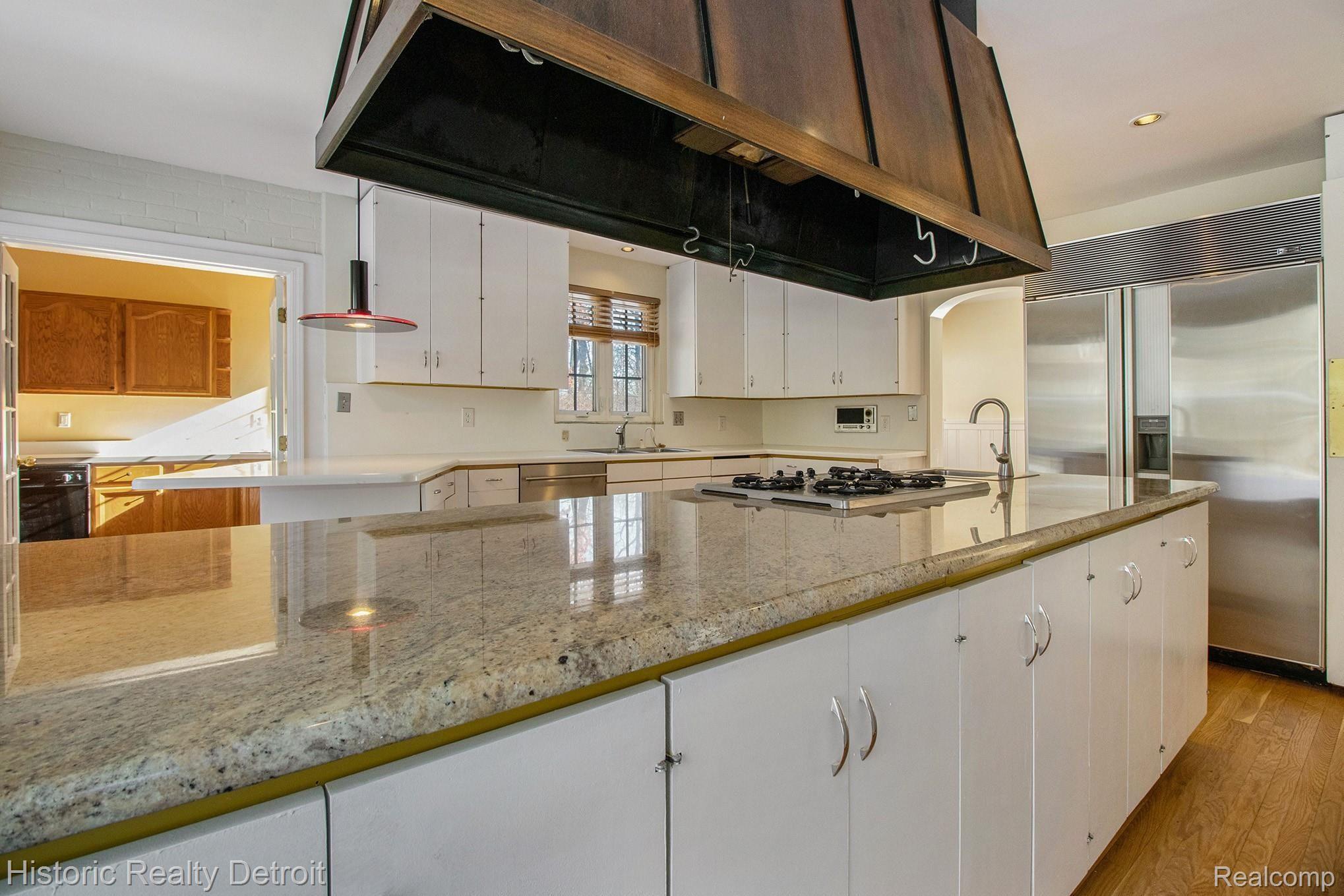18065 Hamilton Road Highland Park, MI 48203 - Photo 23 of 55 IMG_9788.jpg