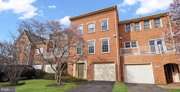 $850,000 | 5934 Munson Court, Falls Church, VA 22041