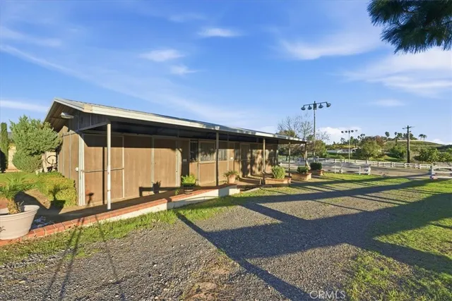 $1,200,000 | 32225 Wesley Street, Wildomar, CA 92595