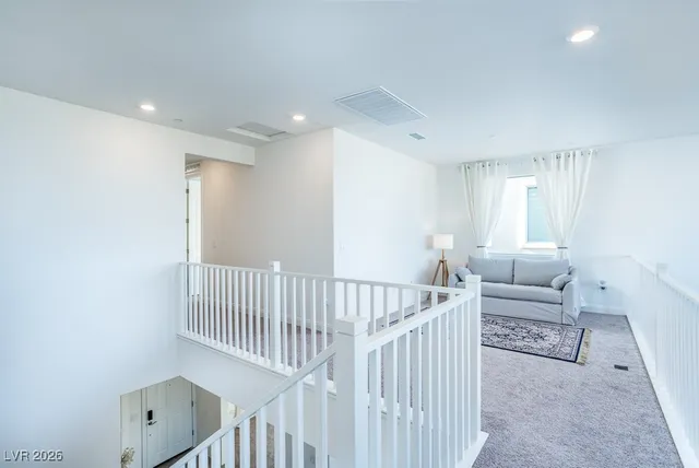 $3,500 | 6504 Castalnova Bnd Drive, Las Vegas, NV 89166