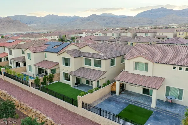 $3,500 | 6504 Castalnova Bnd Drive, Las Vegas, NV 89166