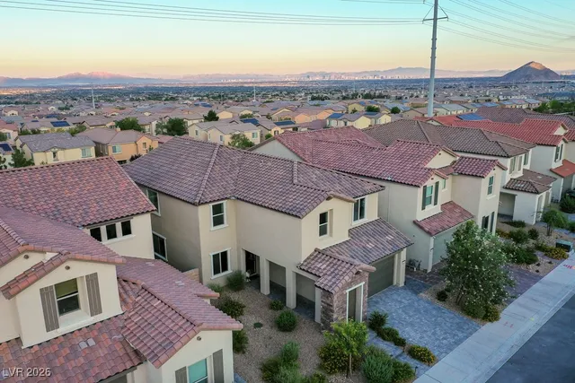 $3,500 | 6504 Castalnova Bnd Drive, Las Vegas, NV 89166