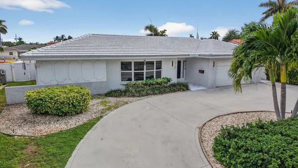 $9,750 | 2720 Northeast 59th Street, Fort Lauderdale, FL 33308