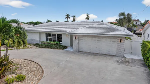 $9,750 | 2720 Northeast 59th Street, Fort Lauderdale, FL 33308
