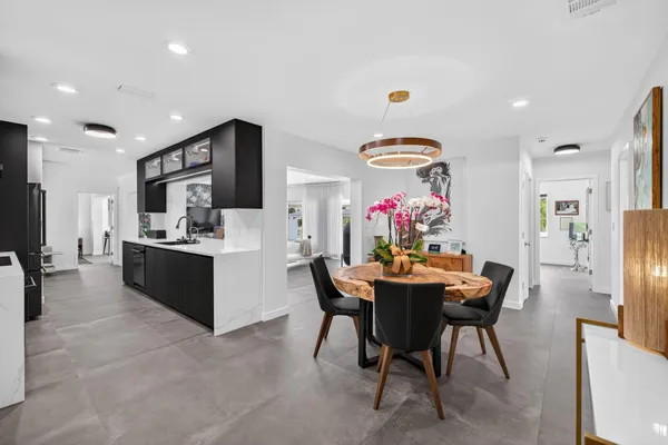 $8,500 | 2720 Northeast 59th Street, Fort Lauderdale, FL 33308