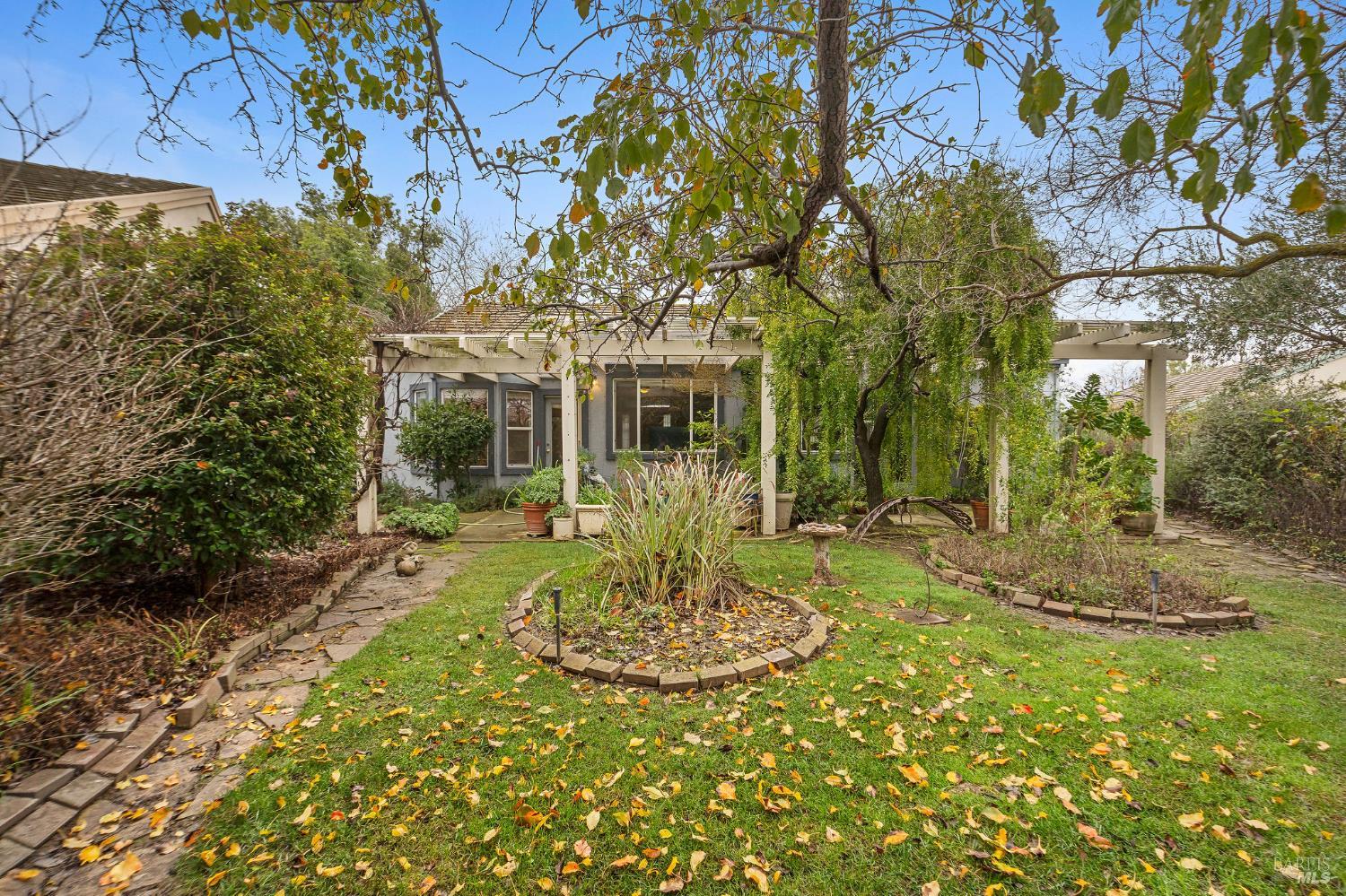 672 Meadowbrook Lane Rio Vista, CA 94571 - Photo 22 of 39 a view of a house with yard and garden