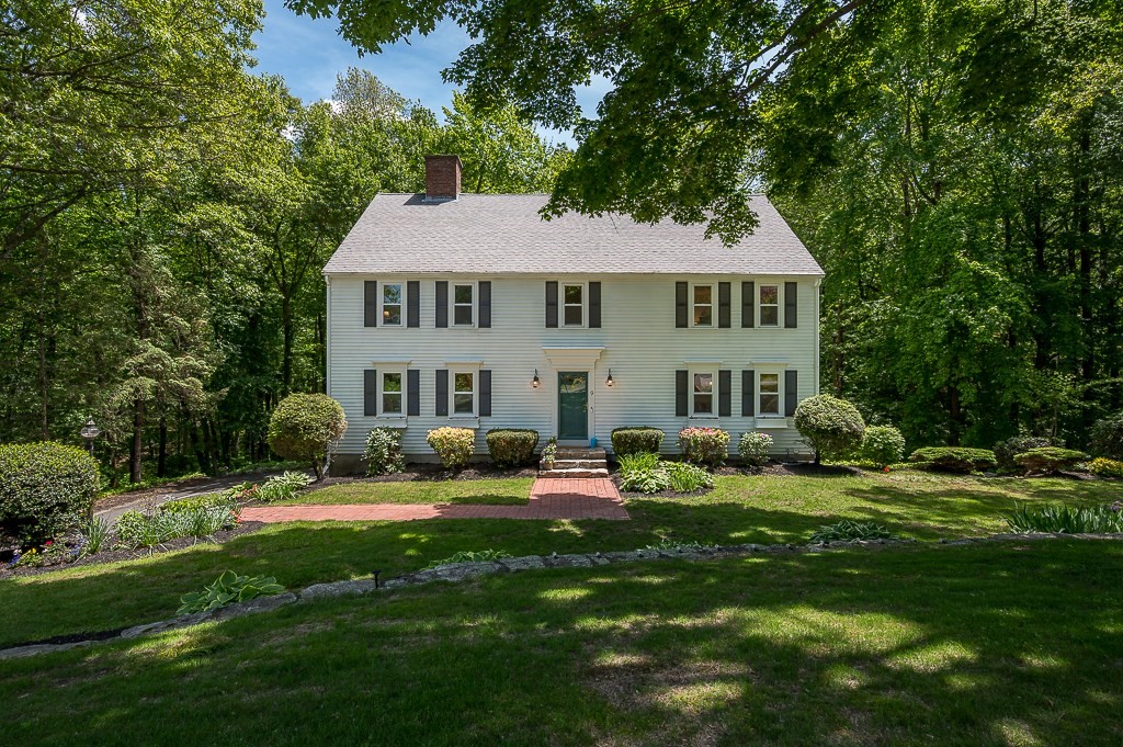 9 Olde Meetinghouse Road Westborough, MA 01581 - Photo 1 of 42