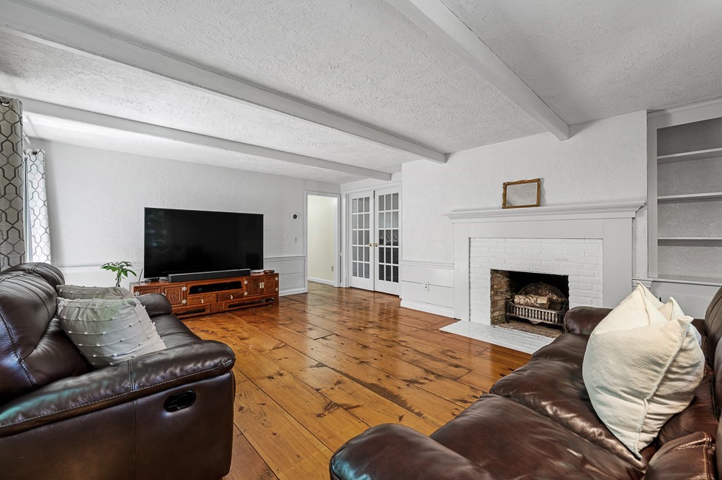 9 Olde Meetinghouse Road Westborough, MA 01581 - Photo 11 of 42
