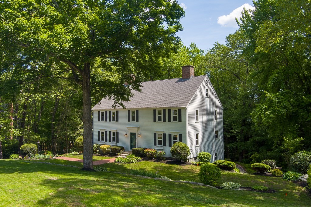 9 Olde Meetinghouse Road Westborough, MA 01581 - Photo 2 of 42