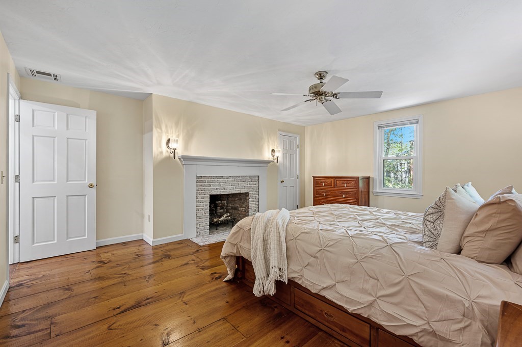 9 Olde Meetinghouse Road Westborough, MA 01581 - Photo 26 of 42