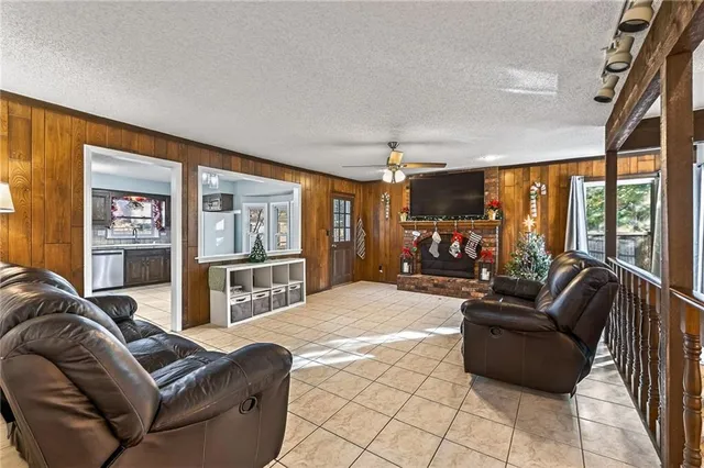 $359,000 | 7407 North Granby Avenue, Kansas City, MO 64151