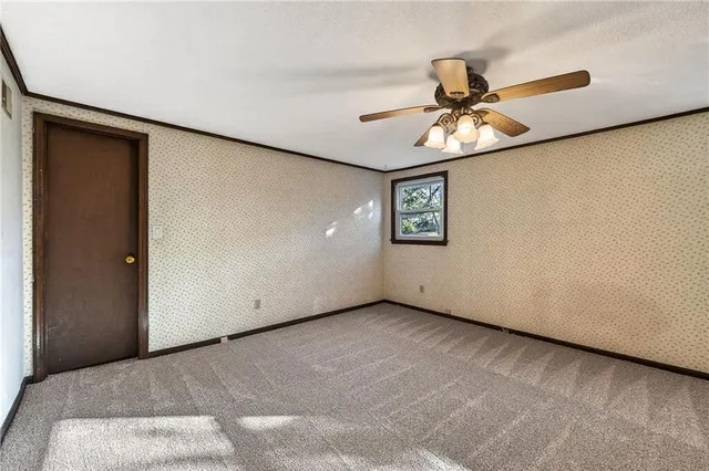 $359,000 | 7407 North Granby Avenue, Kansas City, MO 64151