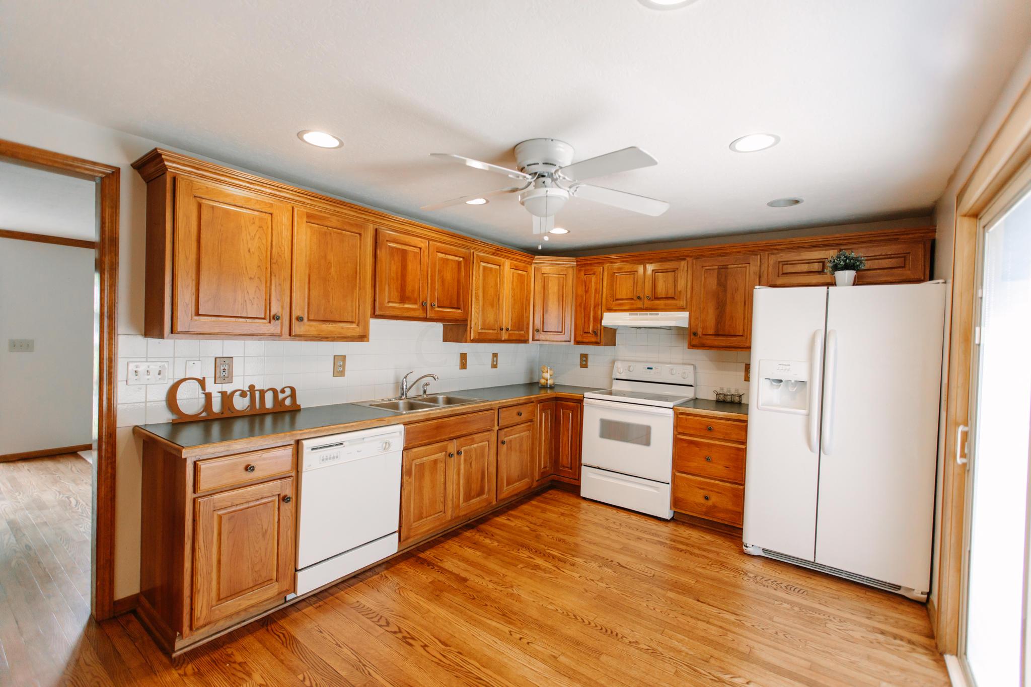 6077 Batavia Road Westerville, OH 43081 - Photo 4 of 26 Gallery Image 4