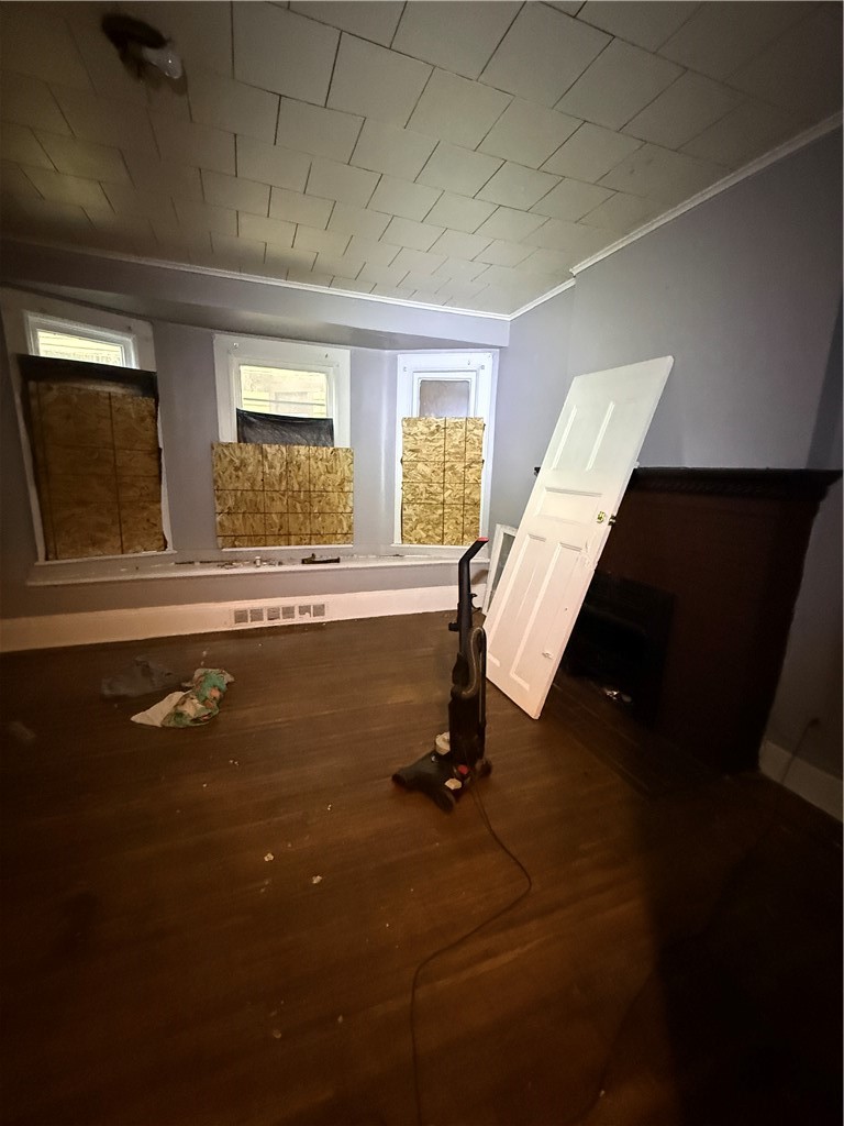 36 Ave A Rochester, NY 14621 - Photo 4 of 18