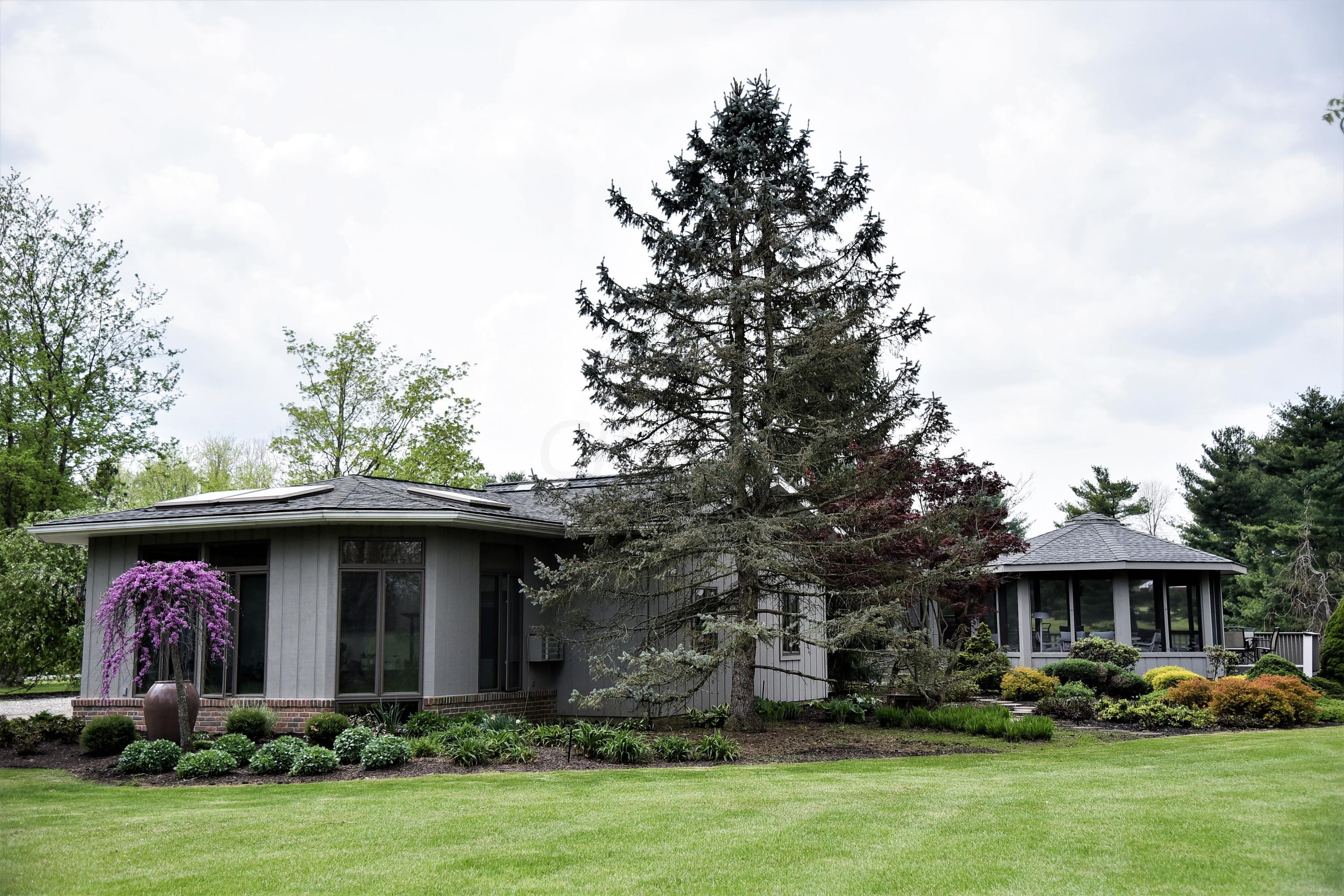 8775 Watkins Road Southwest Pataskala, OH 43062 - Photo 5 of 61 Gallery Image 5