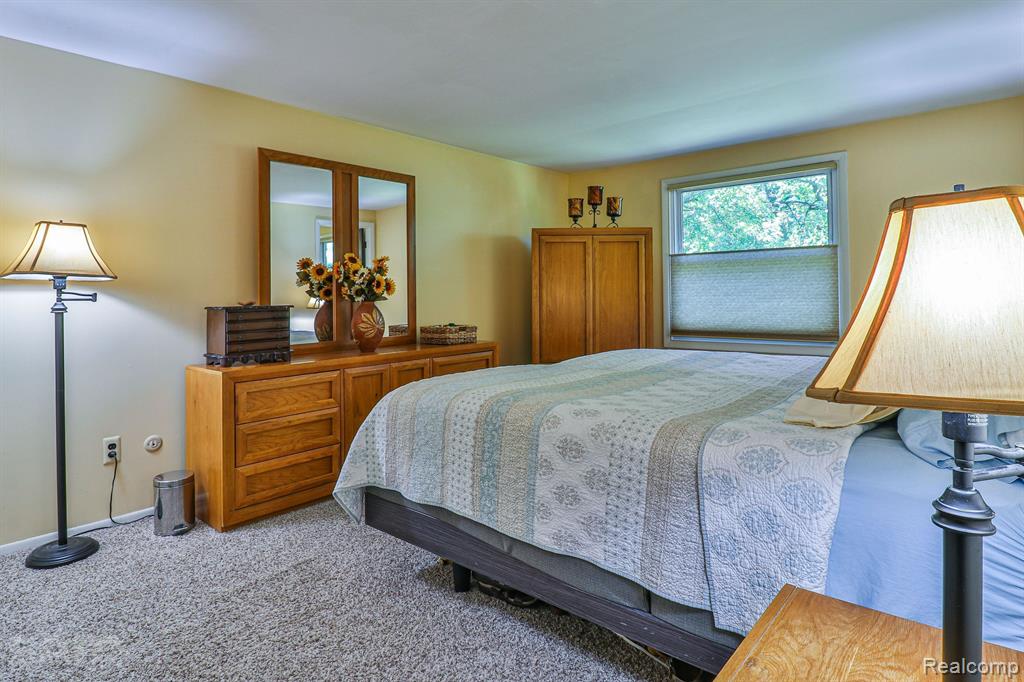 1243 Shenandoah Drive Rochester Hills, MI 48306 - Photo 21 of 40