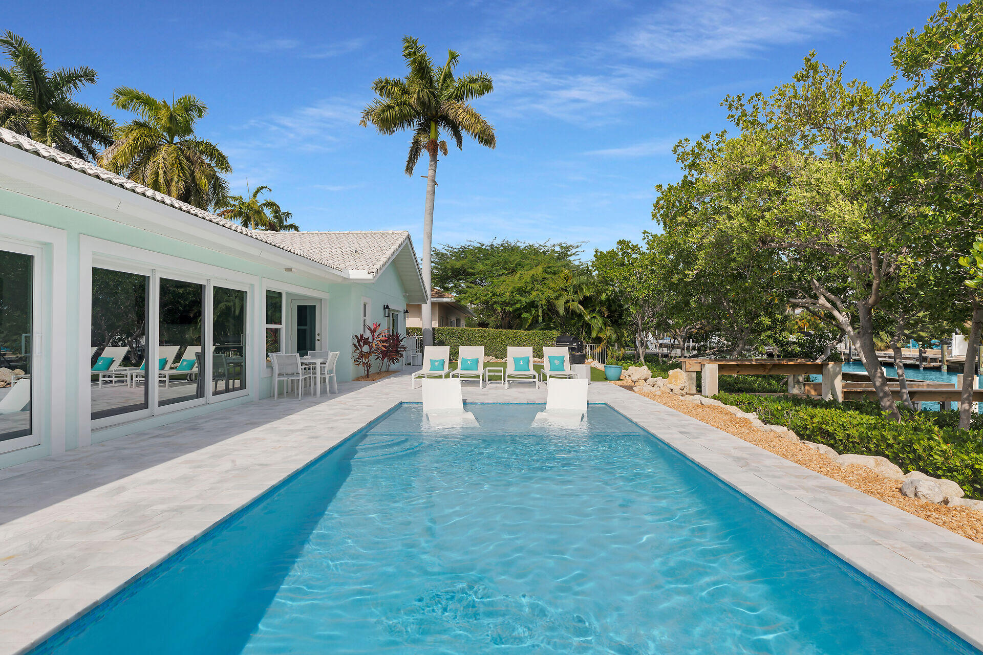 230 13th Street Key Colony Beach, FL 33051 - Photo 1 of 71 virtual-tour-360887-16