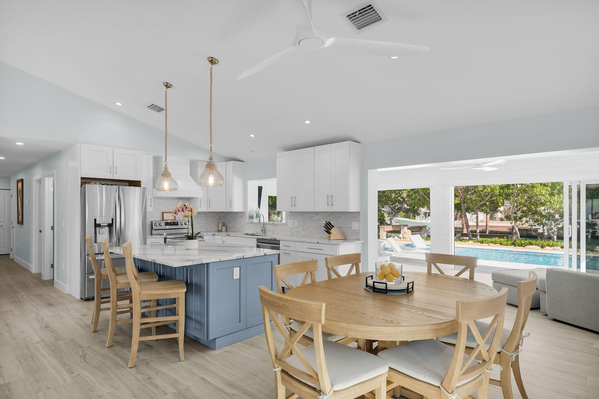 230 13th Street Key Colony Beach, FL 33051 - Photo 14 of 71 virtual-tour-360887-26