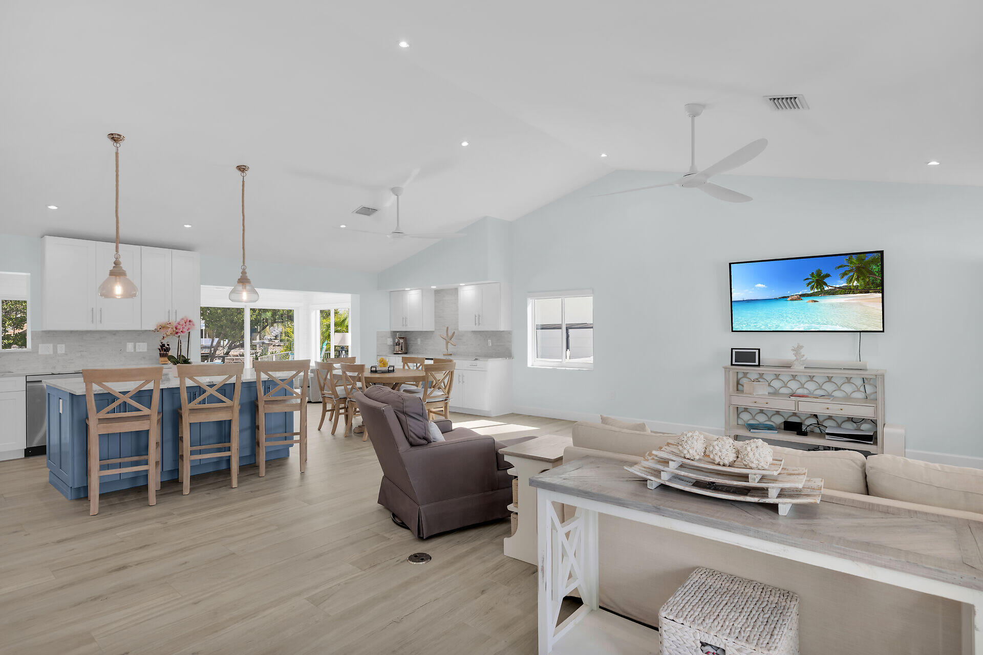 230 13th Street Key Colony Beach, FL 33051 - Photo 20 of 71 virtual-tour-360887-22