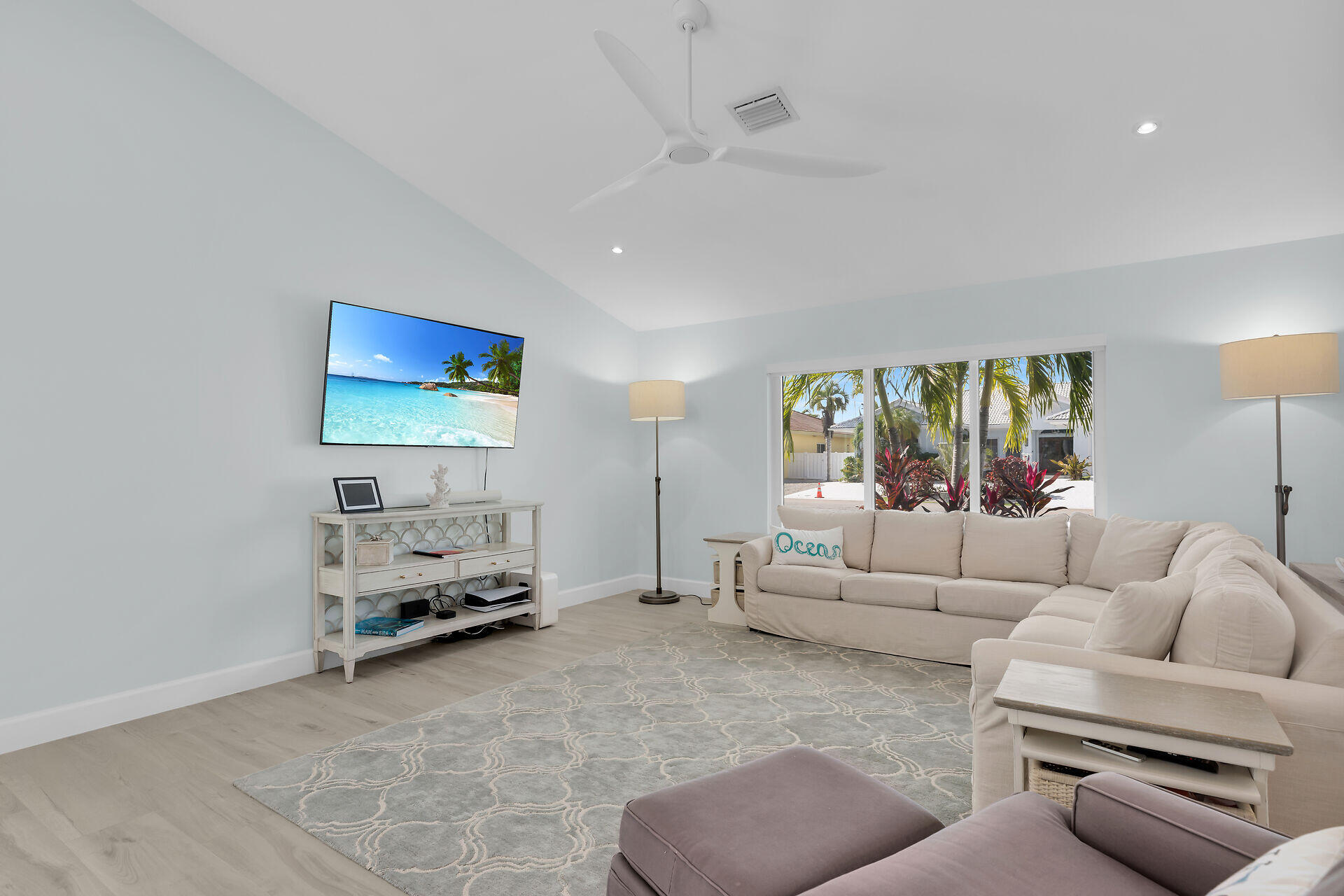 230 13th Street Key Colony Beach, FL 33051 - Photo 21 of 71 virtual-tour-360887-23