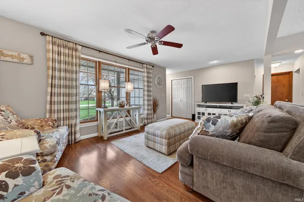 $319,900 | 5333 Bechtel Court, Marion, IN 46952