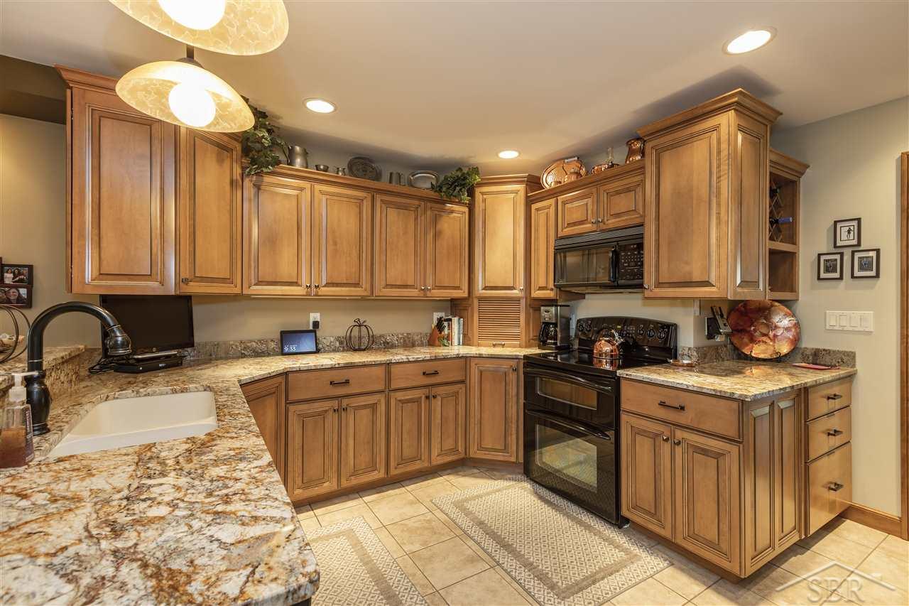 8265 McCarty Road Saginaw, MI 48603 - Photo 7 of 70 50056649-6.JPG