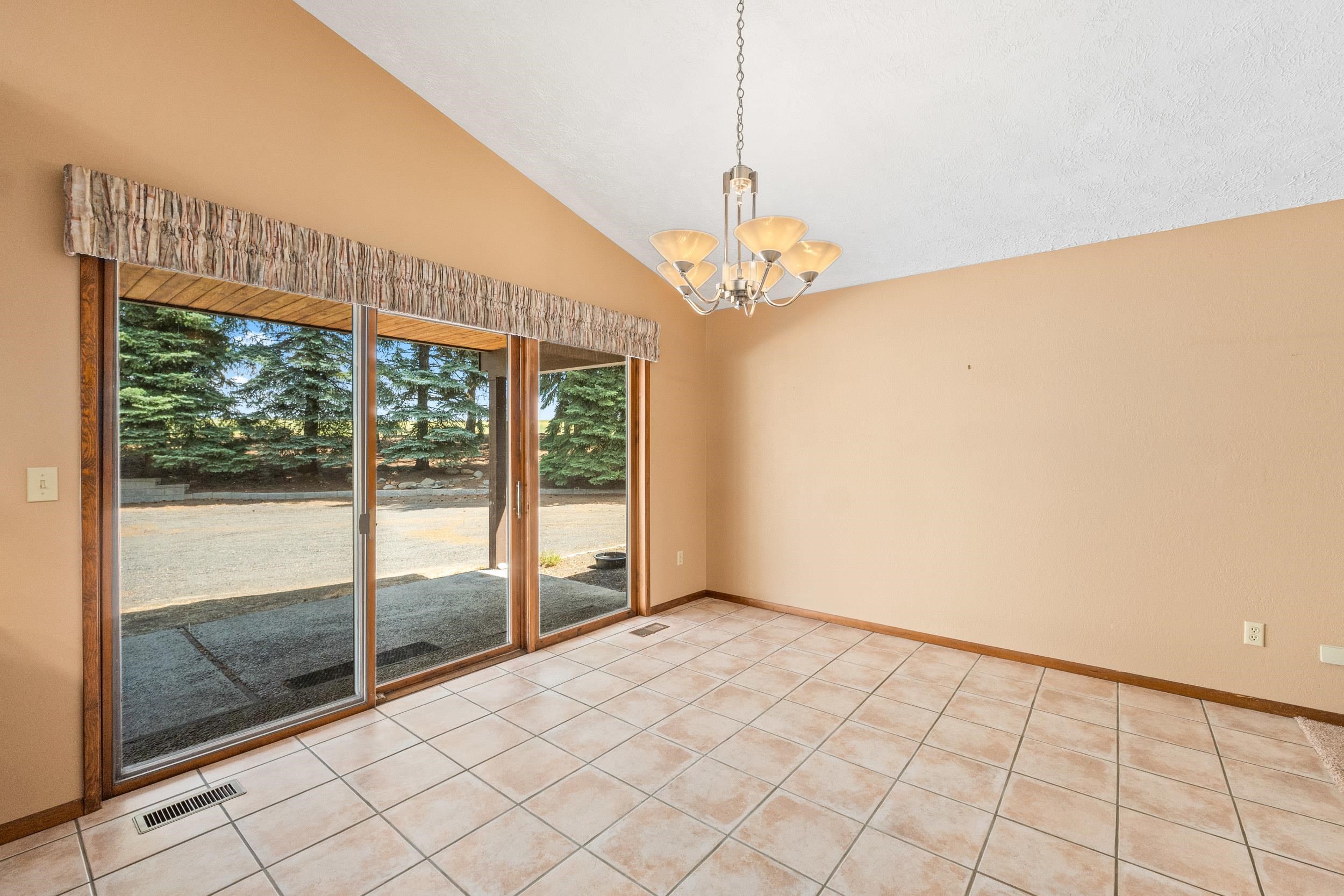 14816 Harrington-Tokio Road Harrington, WA 99134 - Photo 7 of 43 Gallery Image 7
