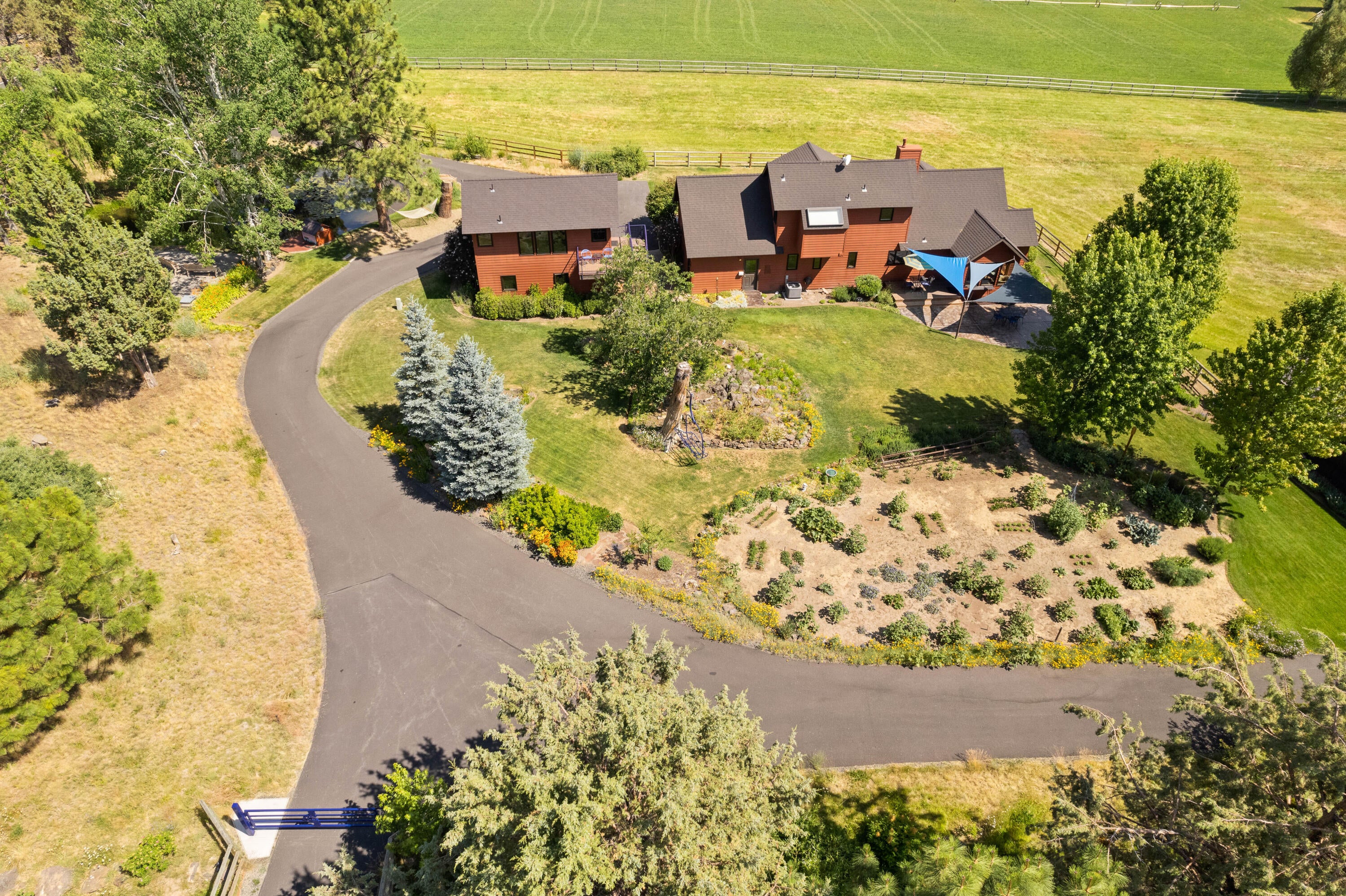 18740 Ridgecrest Road Bend, OR 97703 - Photo 2 of 65 2