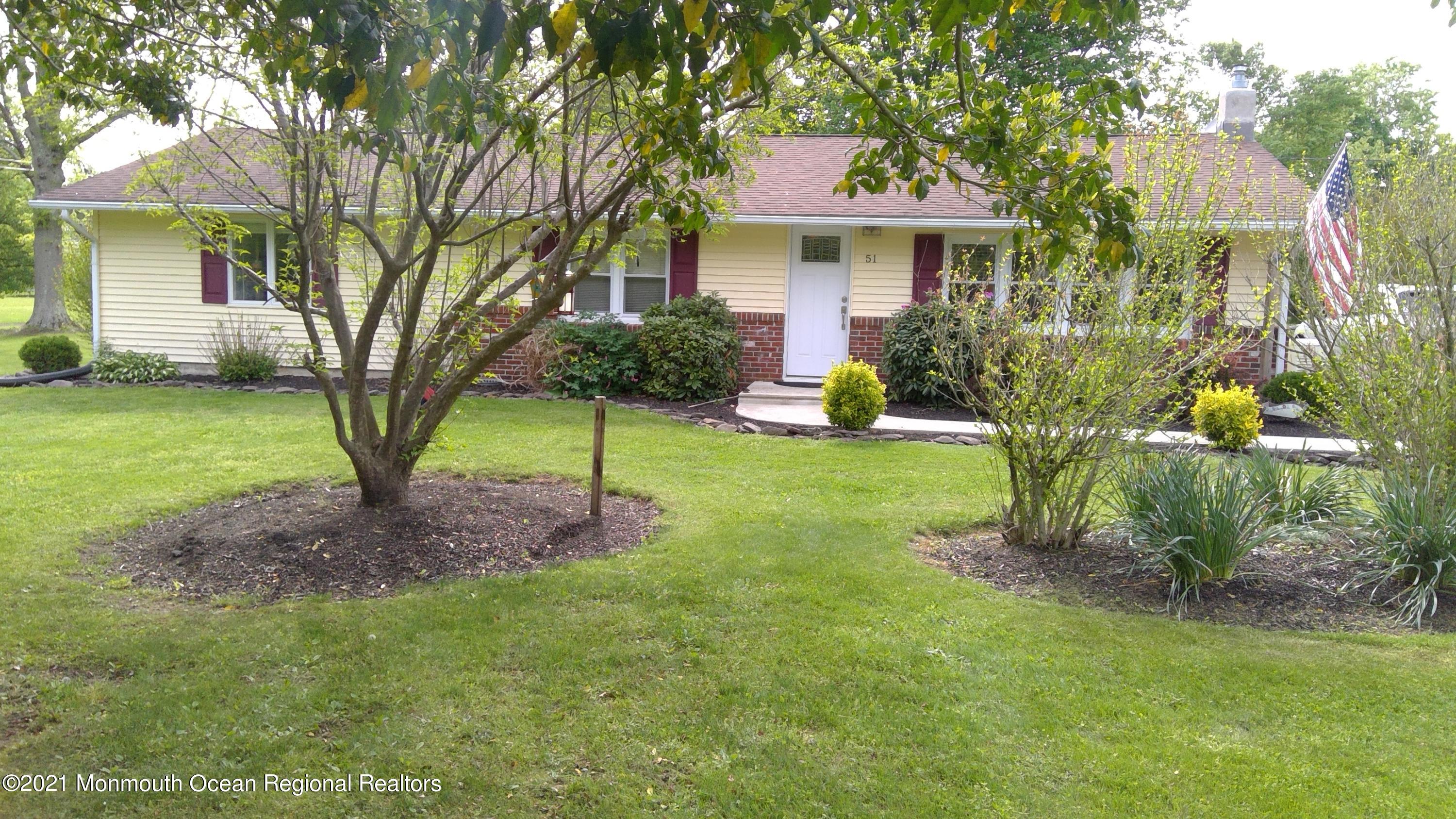 51 Brandywine Road Pemberton, NJ 08068 - Photo 1 of 35 WIN_20210506_16_31_05_Pro