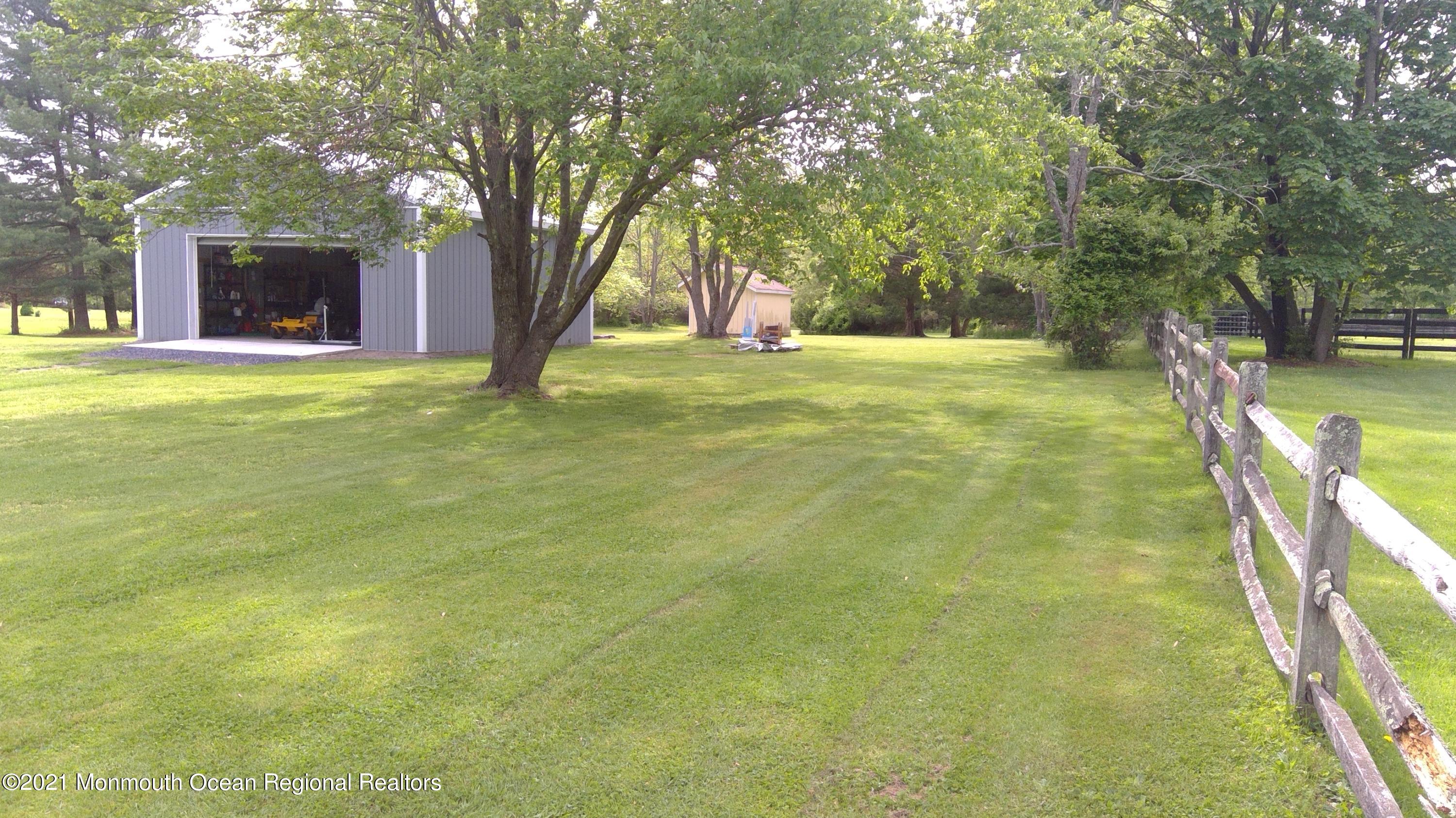 51 Brandywine Road Pemberton, NJ 08068 - Photo 12 of 35 WIN_20210506_16_25_08_Pro