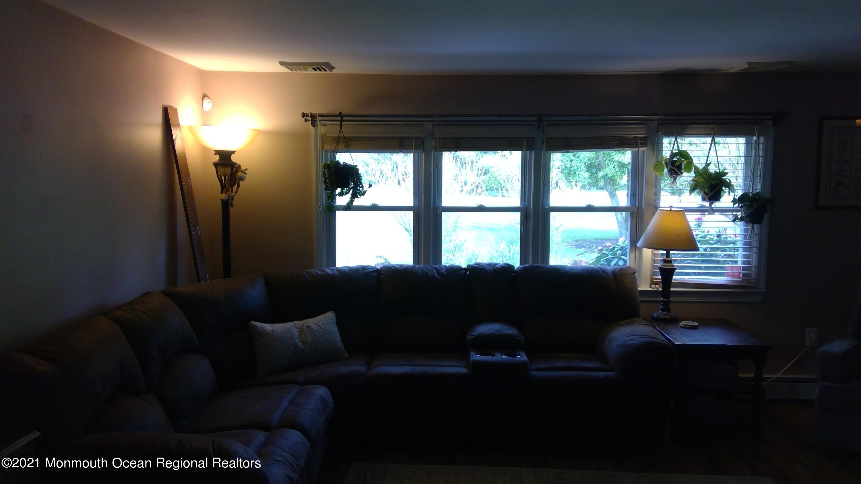 51 Brandywine Road Pemberton, NJ 08068 - Photo 21 of 35 WIN_20210506_16_39_29_Pro