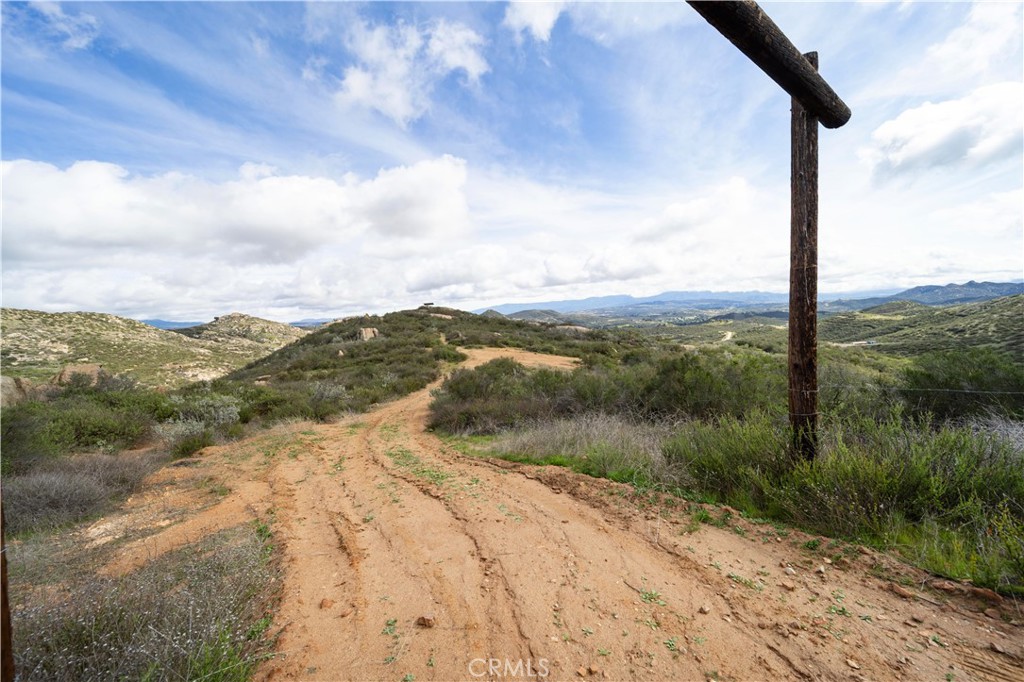 0 Newby Road Temecula, CA 92592 - Photo 21 of 24 a view of a road with an ocean